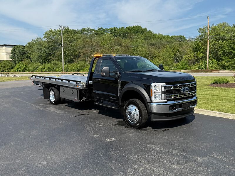 2024 Ford F550 (Key# 1984) 1